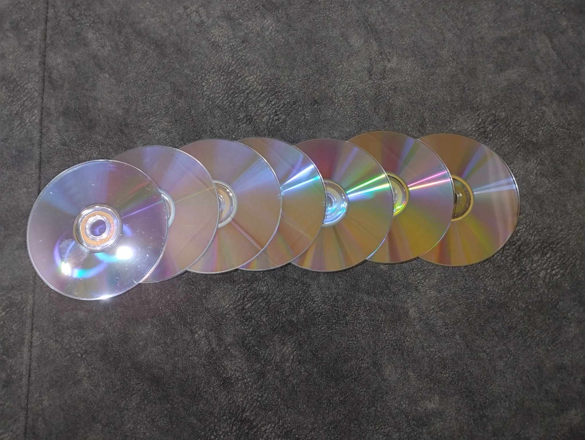 7 db újraírható DVD