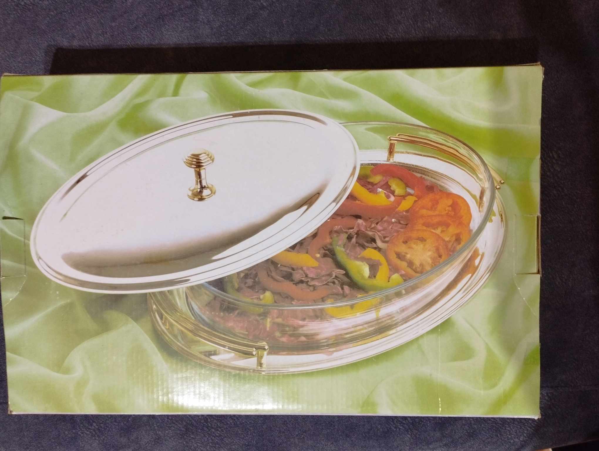 Fémfedeles, fémtálcás üveg tálaló tál